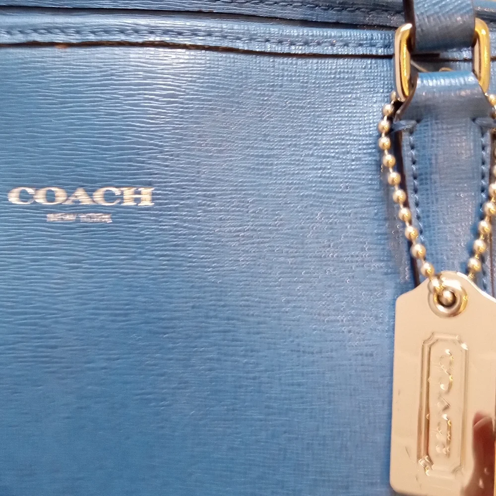 Coach tote - Picture 2 of 13
